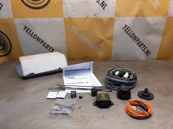 Trekhaak kabelset van een Suzuki Baleno, Auto-onderdelen, Overige Auto-onderdelen, Suzuki, Gebruikt, 12 maanden garantie, Ophalen of Verzenden