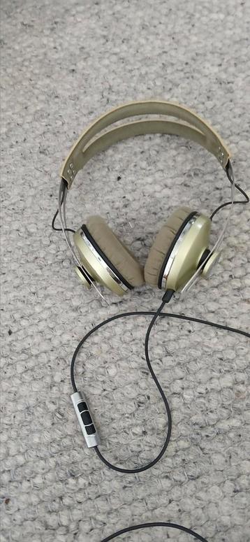 Sennheiser momentum koptelefoon  beschikbaar voor biedingen