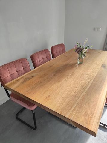 Eettafel  Boomstamtafel  Eikenhout  Vpoot V-poot industrieel beschikbaar voor biedingen