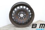 Originele 1 losse 15 inch stalen velg VW Golf 7 5Q0601027L, Auto-onderdelen, Banden en Velgen, Gebruikt, Velg(en)