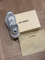 Axel Arigato Marathon Runner Sneaker White and Silver 43, Kleding | Heren, Ophalen, Zo goed als nieuw, Wit