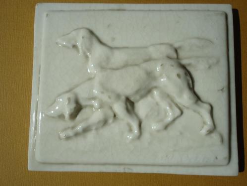 Erich OEHME MEISSEN porcelain tile tegel honden dogs Germany, Antiek en Kunst, Antiek | Wandborden en Tegels, Ophalen of Verzenden