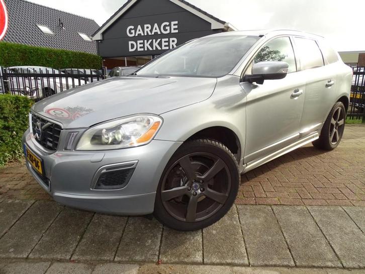 Volvo XC60 3.2 AWD R-DESIGN-Navi-Blth-Came-Trkh-usb-Pdc-Clim, Auto's, Volvo, XC60, 4x4, ABS, Airbags, Bluetooth, Boordcomputer