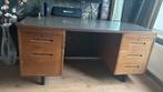 Vintage bureau - massief hout, Huis en Inrichting, Bureaus, Ophalen, Zo goed als nieuw