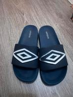 Slippers umbro maat 35, Kleding | Heren, Badmode en Zwemkleding, Ophalen, Overige maten, Zwart