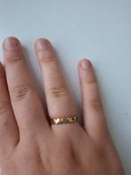 Ring met hartjes, Sieraden, Tassen en Uiterlijk, Ringen, Nieuw, Ophalen of Verzenden, Dame, Goud