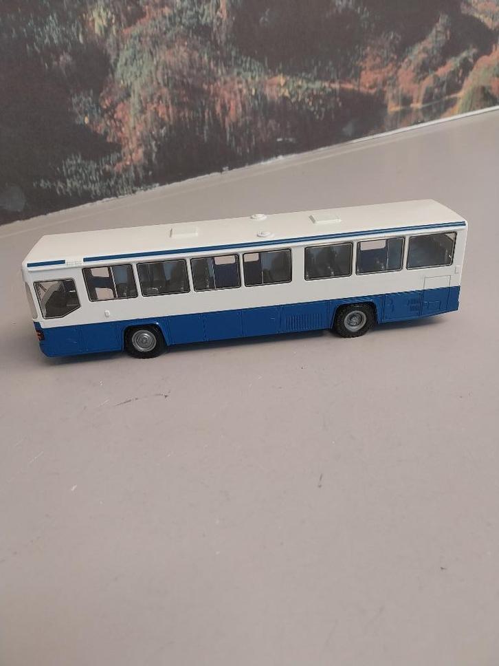 Te koop Autobus Scania van NZG geheel metaal 1/50, Hobby en Vrije tijd, Modelauto's | 1:50, Nieuw, Bus of Vrachtwagen, NZG, Ophalen of Verzenden