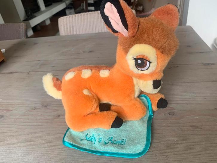 Bambi speeldoos knuffel Disney Parijs, Verzamelen, Disney, Gebruikt, Knuffel, Bambi of Dumbo, Ophalen of Verzenden