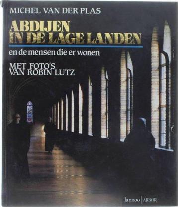 	 Michel van der Plas Abdijen in de lage landen beschikbaar voor biedingen