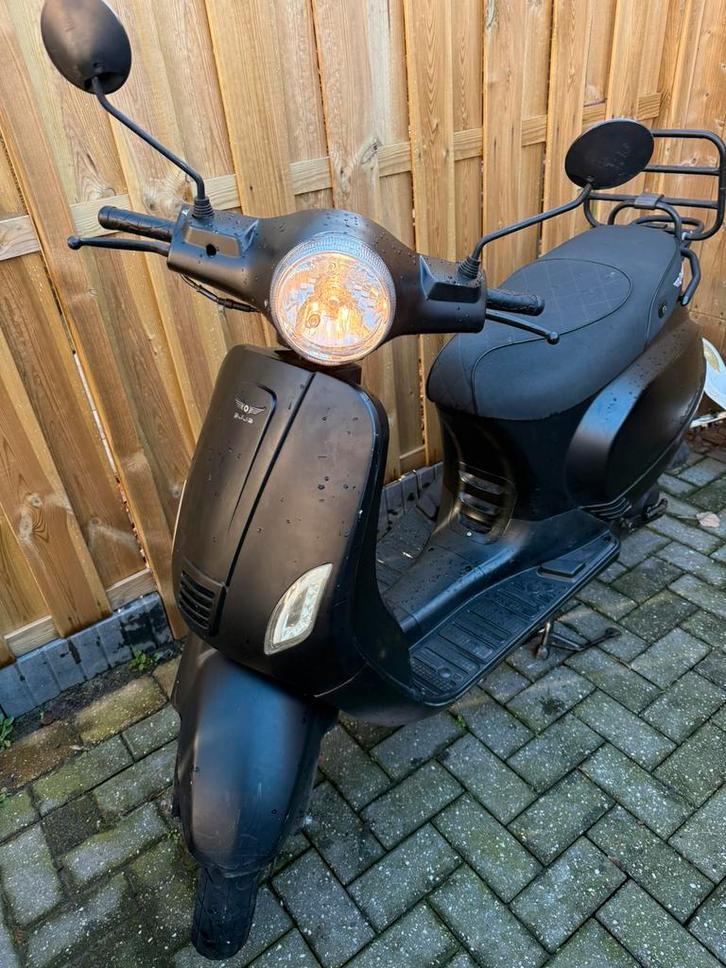 Djjd cashmere bouwjaar 2020, Fietsen en Brommers, Snorfietsen en Snorscooters, Gebruikt, Overige merken, Benzine, Ophalen