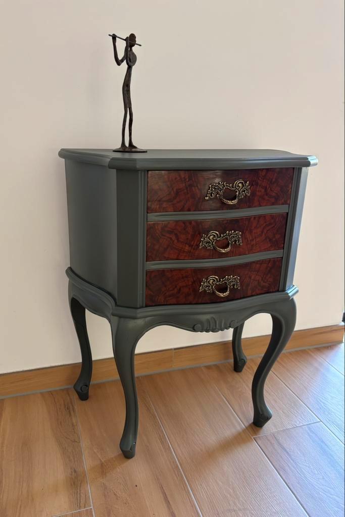 Uniek vintage ladekastje gerestyled, Huis en Inrichting, Slaapkamer | Nachtkastjes, Zo goed als nieuw, 55 tot 70 cm, 45 tot 65 cm