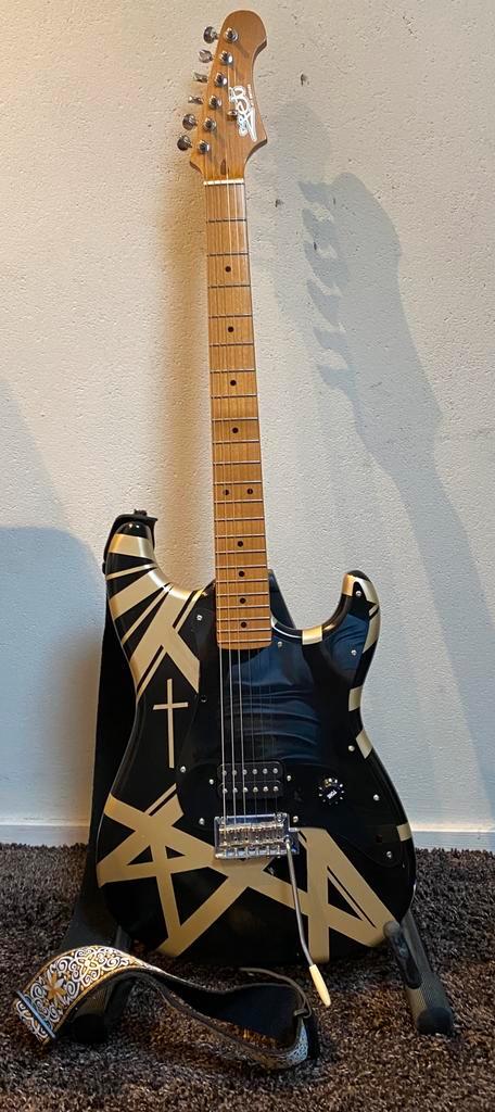 Handgebouwde Bumblebee EVH, Muziek en Instrumenten, Snaarinstrumenten | Gitaren | Elektrisch, Zo goed als nieuw, Solid body, Overige merken