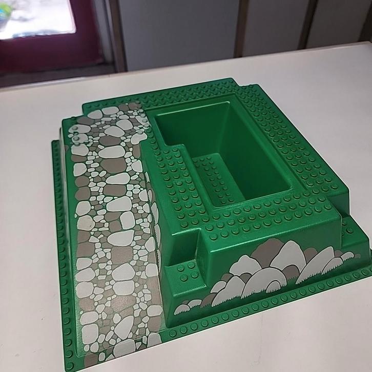 Gezocht: lego 6081 plaat, Kinderen en Baby's, Speelgoed | Duplo en Lego, Gebruikt, Lego, Losse stenen, Ophalen of Verzenden