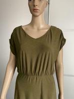 F1067 Steps maat S=36 jurk jurkje olijf-groen, Kleding | Dames, Jurken, Ophalen of Verzenden, Zo goed als nieuw, Knielengte, Steps