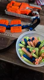Nerf zombie strike pistool met magazijnen en pijlen, Ophalen of Verzenden, Gebruikt