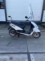 Piaggio FLY 25KM 4T 2v, Fietsen en Brommers, Scooters | Piaggio, Niet ingevuld, Gebruikt, Niet ingevuld, Ophalen of Verzenden