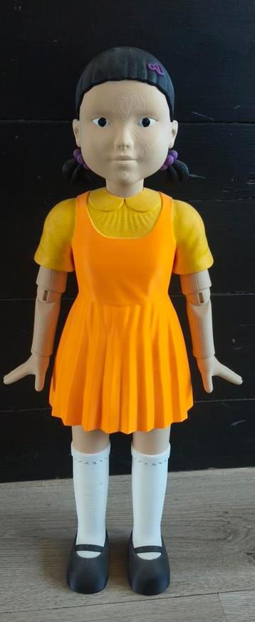 Squid Game doll (pop) beschikbaar voor biedingen