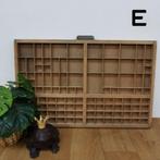 Brocante, bruine antieke houten letterbak, wanddecoratie E, Valkenswaard, Gebruikt, Info@flashbackfurniture.nl, Flashback Furniture