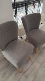 2 licht grijze fauteuils - damesmodel in 1 koop, Huis en Inrichting, Fauteuils, Ophalen, Zo goed als nieuw, Minder dan 75 cm, 50 tot 75 cm
