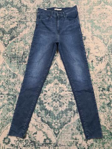 Levi's Mile high super skinny W28 L32 WMN Tulsi2832 Blauw

 beschikbaar voor biedingen
