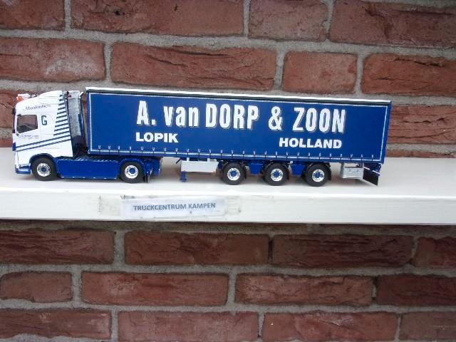 WSI  Volvo  FH4  van  A.  van  Dorp  en  Zoon., Hobby en Vrije tijd, Modelauto's | 1:50, Nieuw, Bus of Vrachtwagen, Wsi, Ophalen of Verzenden