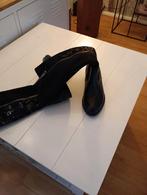Leuke aparte laarzen maat 37, Kleding | Dames, Schoenen, Ophalen, Hoge laarzen, Zwart, Zo goed als nieuw