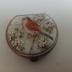 Oud pillendoosje. Metaal. Vogelmotief, Ophalen of Verzenden, Zo goed als nieuw