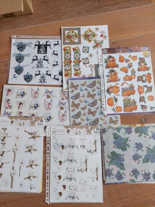Grote partij knipvellen meer dan 9400 stuks 1 koop!!!, Hobby en Vrije tijd, Kaarten | Zelf maken, Nieuw, Knipvel, Overige thema's