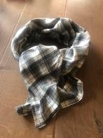 Mooie nieuwe sjaal., Ophalen of Verzenden, Nieuw, Maat 46/48 (XL) of groter, Sjaal