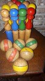 13 vintage Franse houten gekleurde kegels +6 petanque ballen, Ophalen of Verzenden