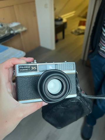 Oude Fujica Compact 35 Camera beschikbaar voor biedingen