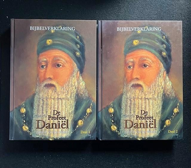De Profeet Daniël, Bijbelverklaring; Gert van de Weerd, 2 dl, Boeken, Godsdienst en Theologie, Zo goed als nieuw, Ophalen of Verzenden