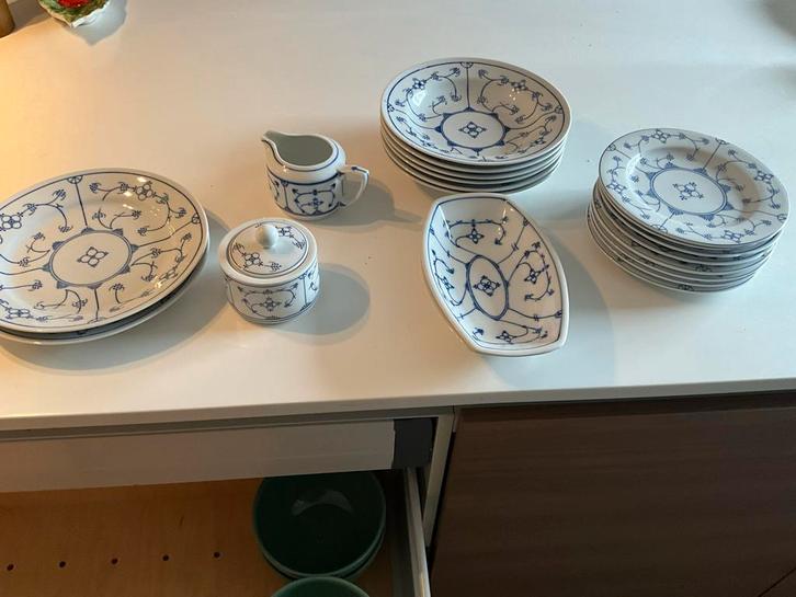Jäger Porselein Blau Saks Servies, Huis en Inrichting, Keuken | Servies, Gebruikt, Compleet servies, Overige stijlen, Porselein