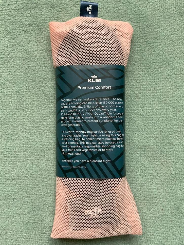 KLM Premium Comfort tasje met inhoud - roze - NIEUW, Verzamelen, Luchtvaart en Vliegtuigspotten, Nieuw, Overige typen, Ophalen of Verzenden