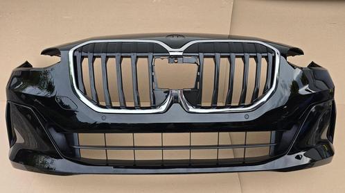 BMW ACTIVE TOURER U06 VOORBUMPER 6xPDC 51118737313 2021-, Auto-onderdelen, Carrosserie en Plaatwerk, Bumper, BMW, Voor, Gebruikt