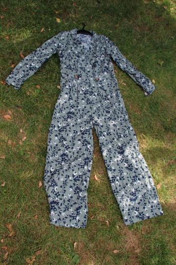 Groene gebloemde jumpsuit van Vero Moda maat M beschikbaar voor biedingen