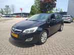 Opel Astra 1.4 Turbo 88KW ST 2011 Zwart, Auto's, Voorwielaandrijving, 65 €/maand, 1337 kg, Zwart