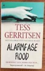 Tess Gerritsen - Alarmfase rood, Boeken, Thrillers, Ophalen of Verzenden, Zo goed als nieuw