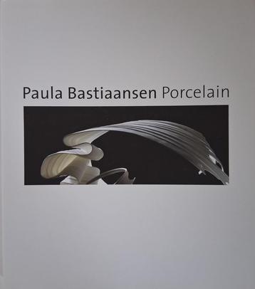 Paula Bastiaansen Porcelain beschikbaar voor biedingen