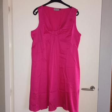 Zomerjurk roze oksel 51 cm.  maat 46 ?  nieuw beschikbaar voor biedingen