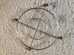 Onderzetter van staal/ verchroomd. Rond 15 cm., Huis en Inrichting, Ophalen of Verzenden, Nieuw