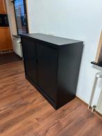Bureaukast met roldeur, Ophalen, Met plank(en), Gebruikt, 100 tot 150 cm