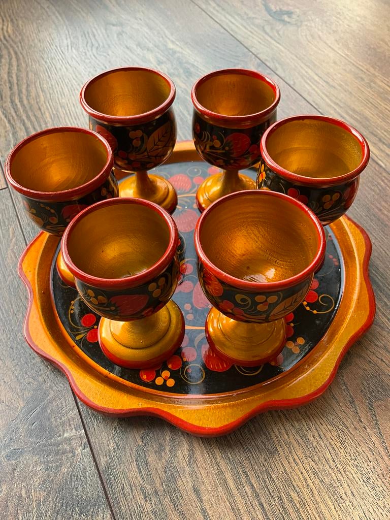 Russisch serveerblad met 6 bekertjes lindehout, Ophalen of Verzenden, Rond, Hout