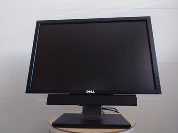 Dell monitor 22 inch same met multimedia speaker.

 beschikbaar voor biedingen