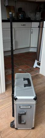 Pilotenkoffer aluminium trolley koffer met accessoires laag, Sieraden, Tassen en Uiterlijk, Koffers, Gebruikt, Minder dan 50 cm