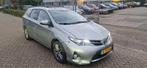 Toyota Auris 1.8 Hybrid Touring Sports  2014 Grijs, Auto's, 65 €/maand, 26 km/l, Te koop, Volledig hybride