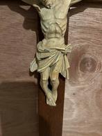 Antiek kruisbeeld met Jezusfiguur, Antiek en Kunst, Antiek | Religie, Ophalen of Verzenden