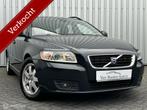 Volvo V50 1.8 Momentum | Leder | Trekhaak | Youngtimer | 09, Auto's, Volvo, Voorwielaandrijving, 125 pk, Zwart, 4 cilinders