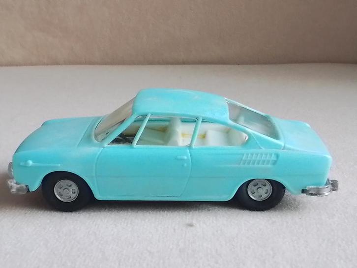 Skoda 110R Coupe Igra made in cssr, Hobby en Vrije tijd, Modelauto's | 1:43, Gebruikt, Auto, Overige merken, Ophalen of Verzenden