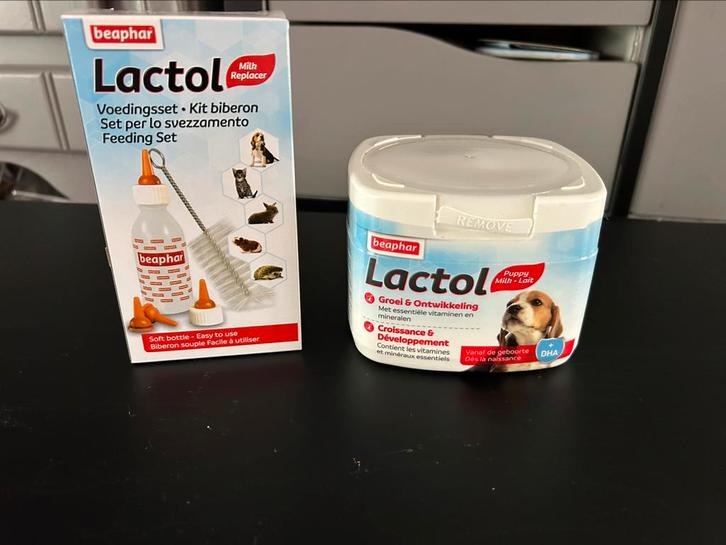 Puppy melk poeder + flesje nog helemaal nieuw, Dieren en Toebehoren, Dierenvoeding, Hond, Ophalen of Verzenden